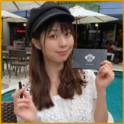 小林由依